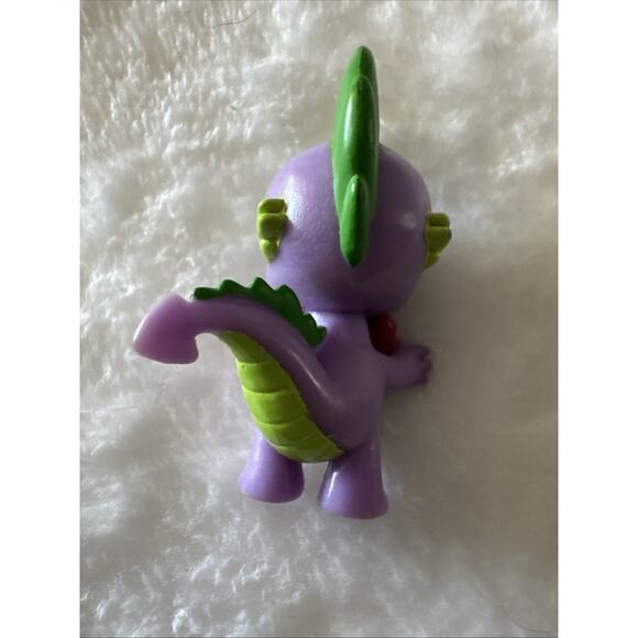My Little Pony Spike the Dragon With Bowtie - Friendship Is Magic - 2” Figure - Picture 3 of 5